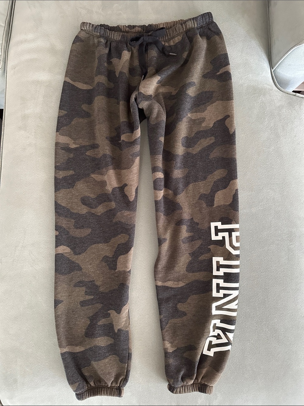 PINK Victoria's Secret Women’s S Camo Jogger Sweatpants